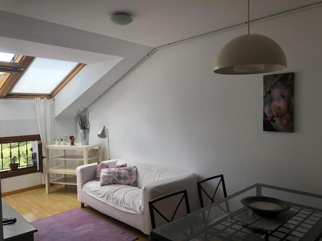 El Nial De L'Andolina Apartment Cangas de Onis Bagian luar foto