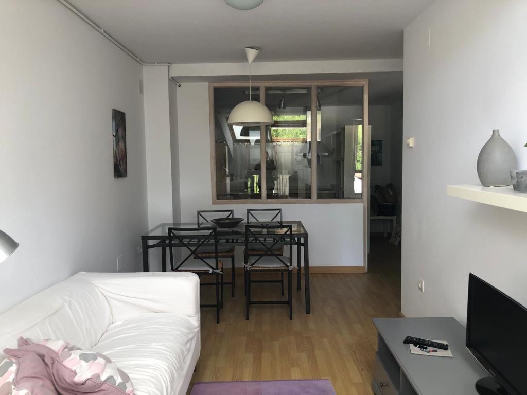 El Nial De L'Andolina Apartment Cangas de Onis Bagian luar foto