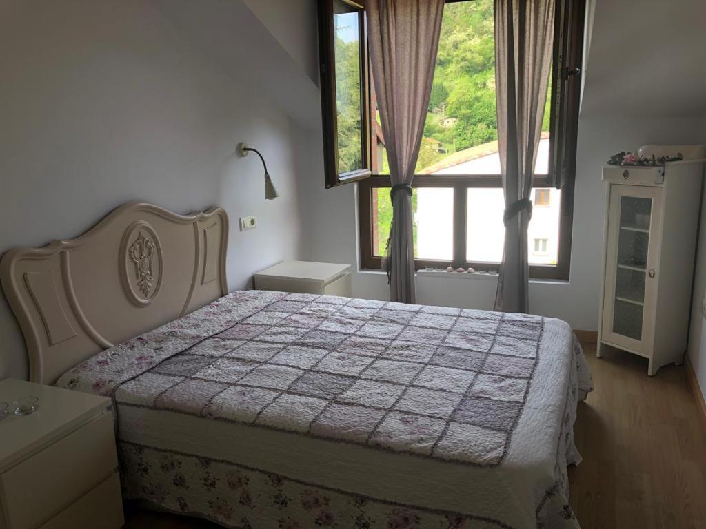 El Nial De L'Andolina Apartment Cangas de Onis Bagian luar foto